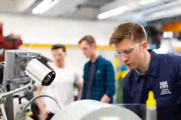 Automotive & Manufacturing