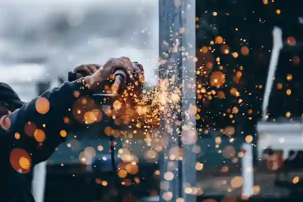 Heavy-Duty Ladle & Charging Cranes